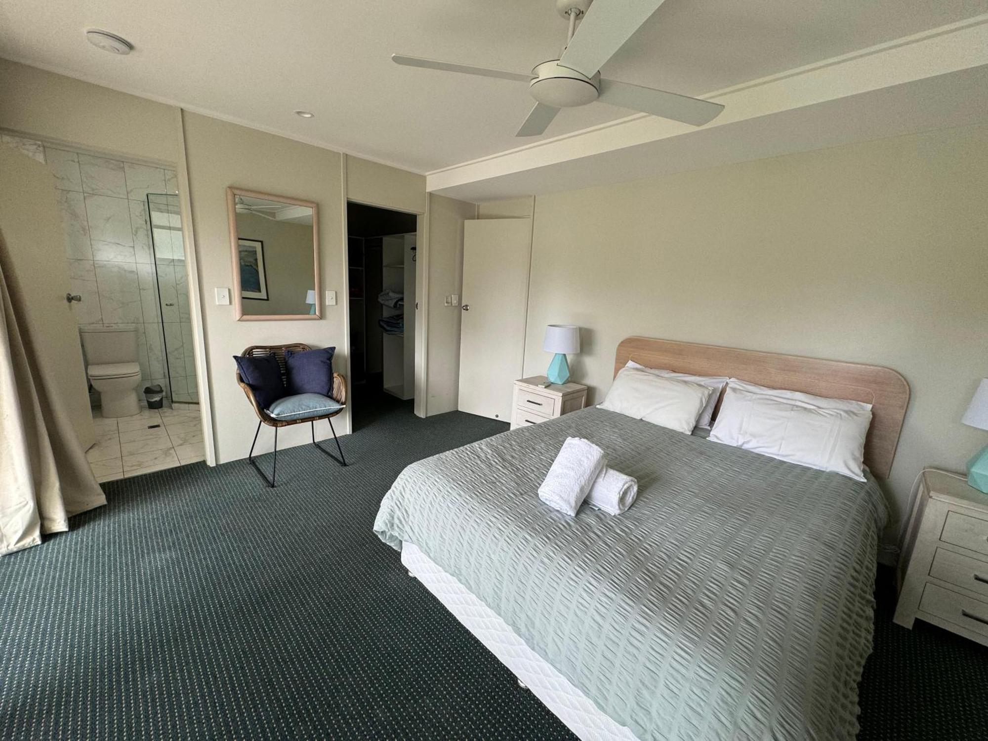Le Court Villas Noosa Heads Exterior foto